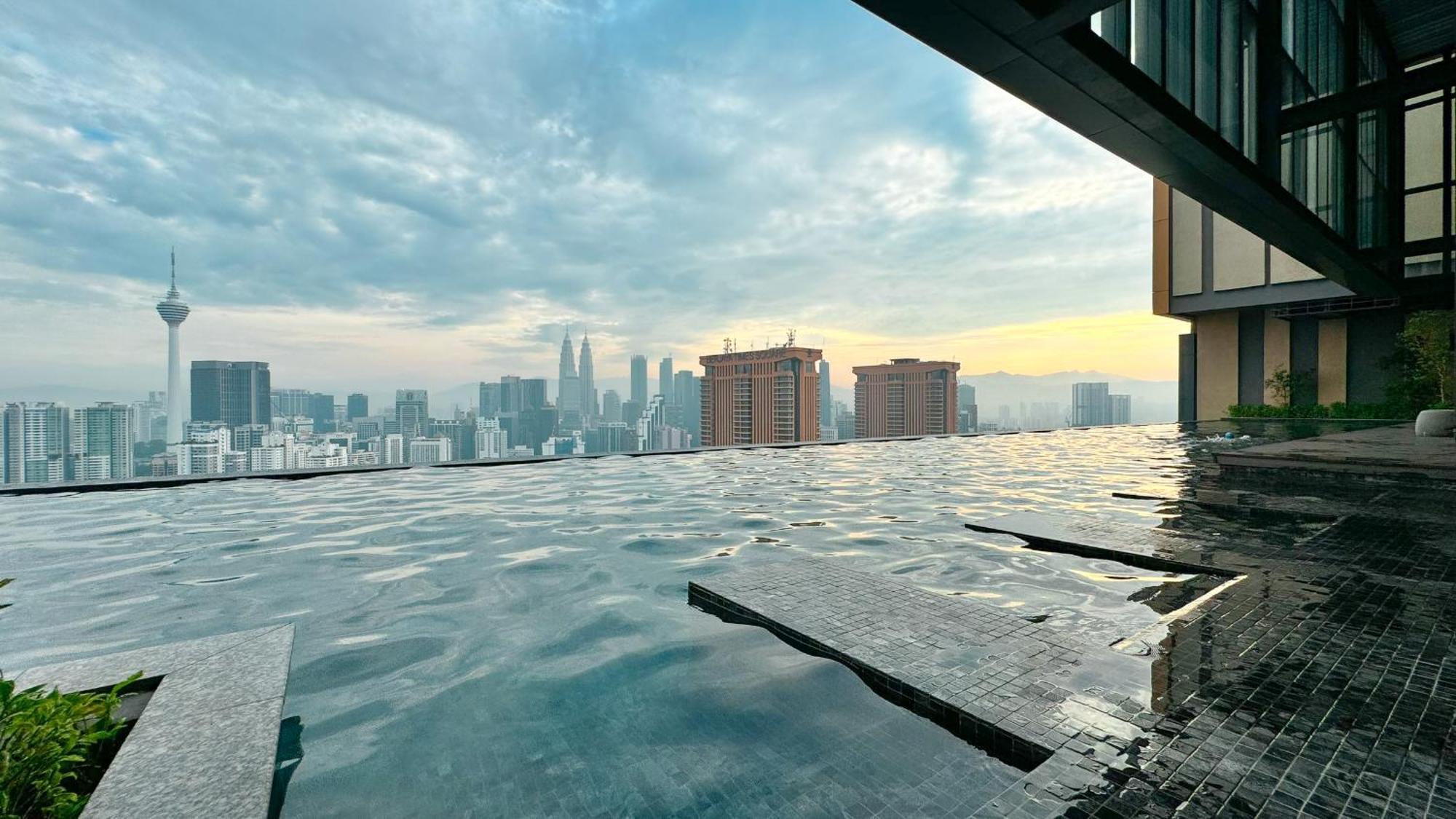 Sun Tropic Klcc View * Kuala Lumpur